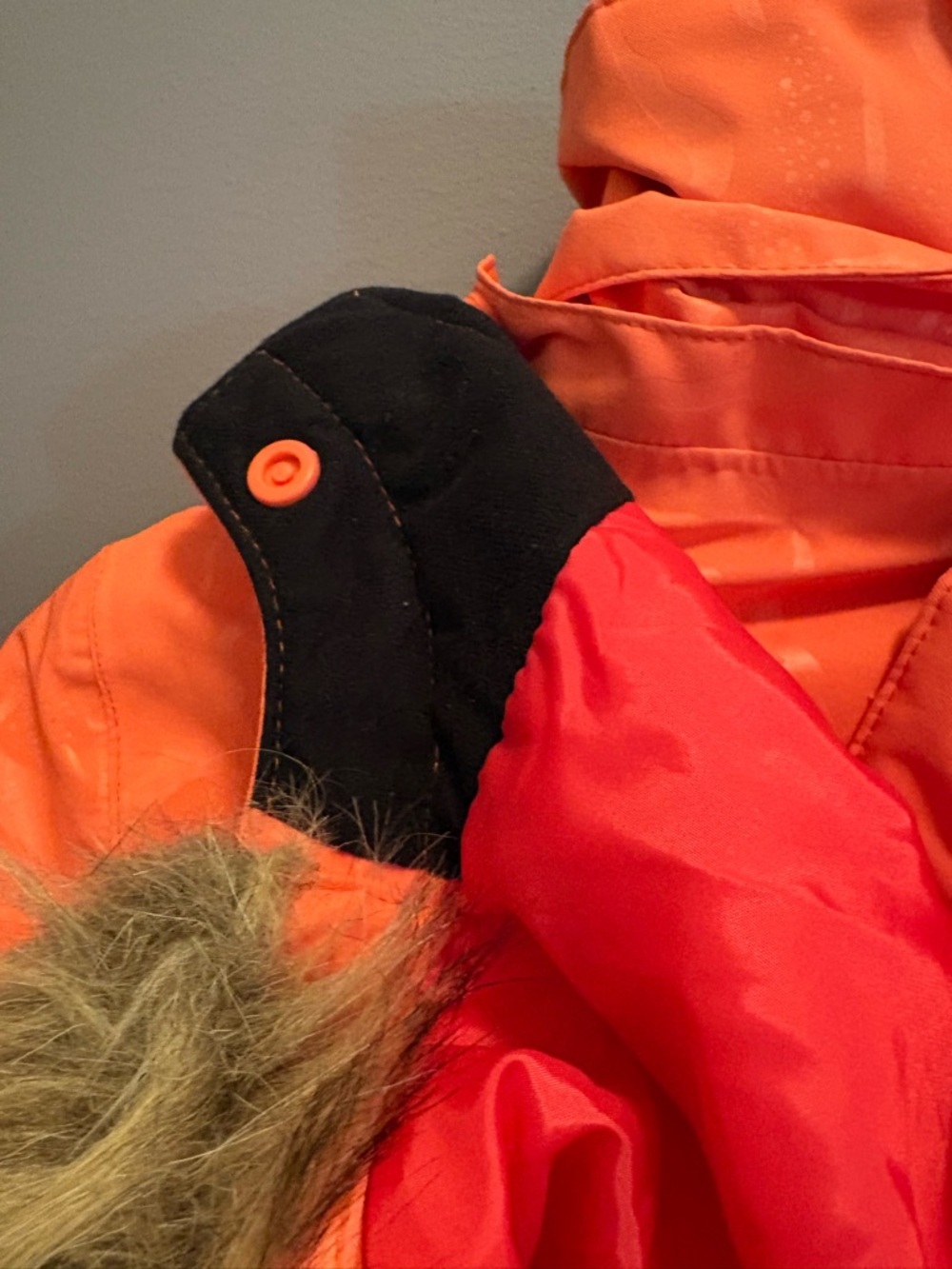 Roxy Women's Bright Orange Ski Jacket - Picture 9 of 12